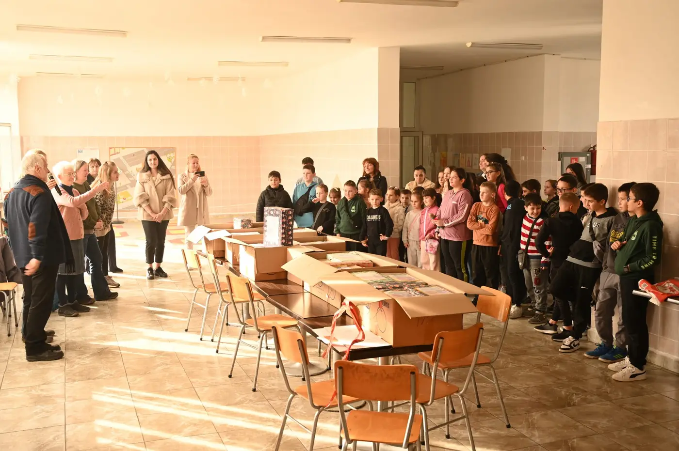 Shoebox Delivery Team - Link to Hope