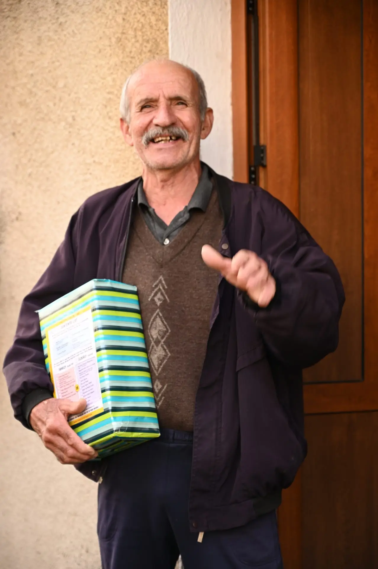 Shoebox Delivery Team - Link to Hope