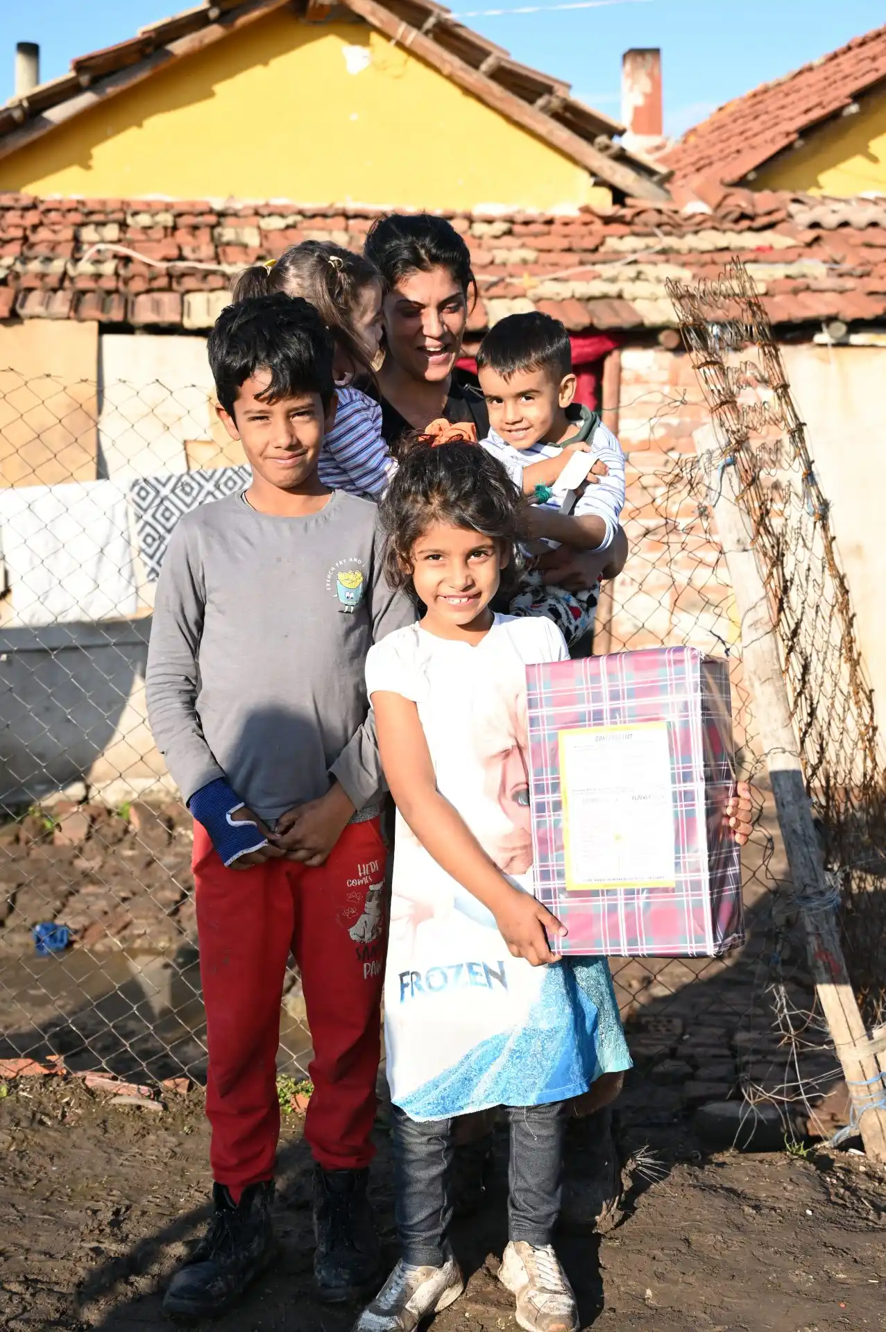 Shoebox Delivery Team - Link to Hope