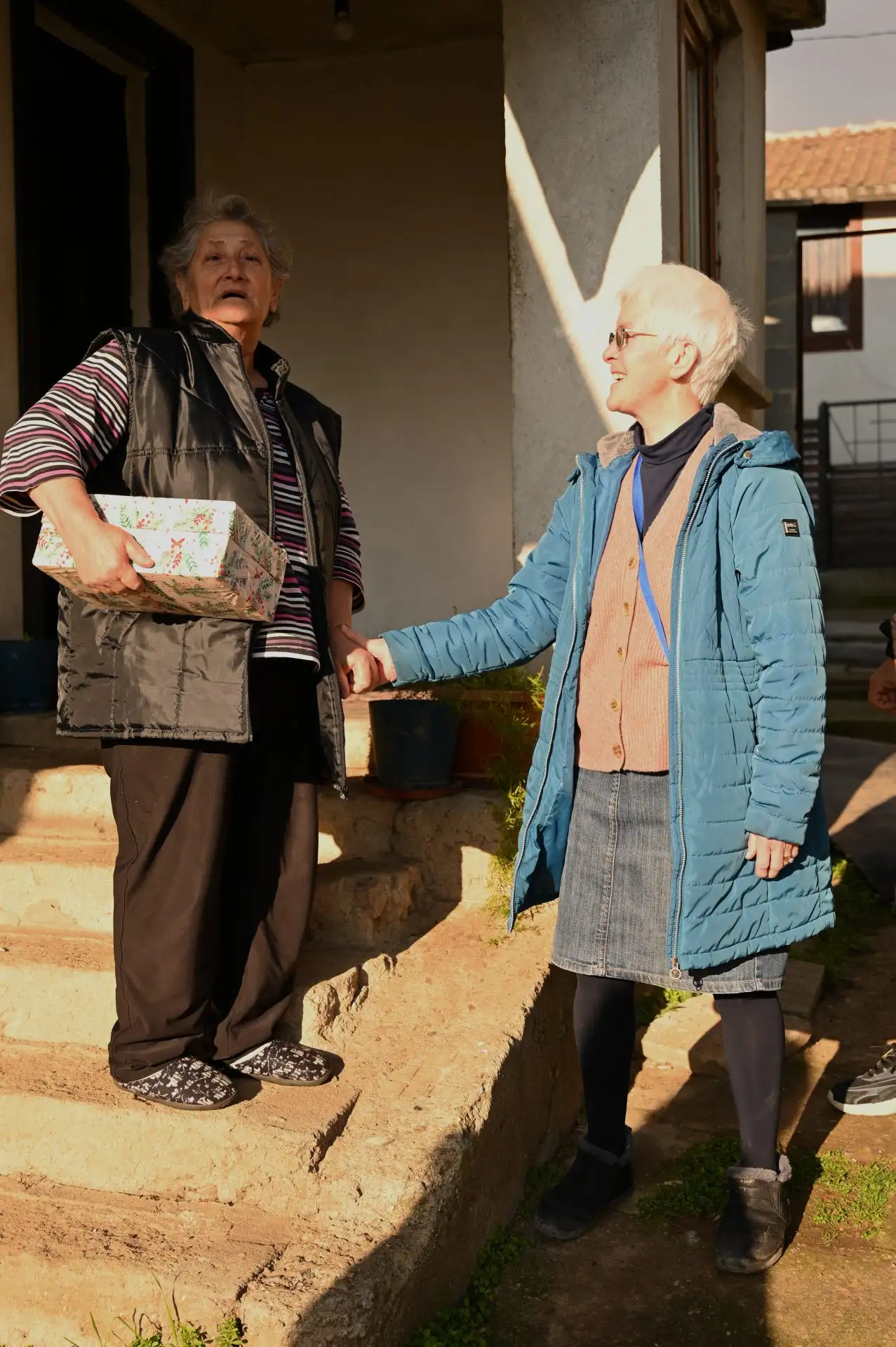 Shoebox Delivery Team - Link to Hope